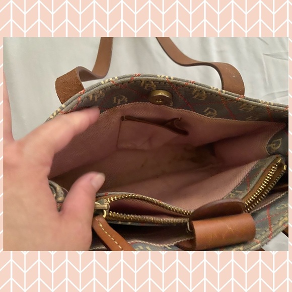 Dooney and Bourke - Picture 5 of 7